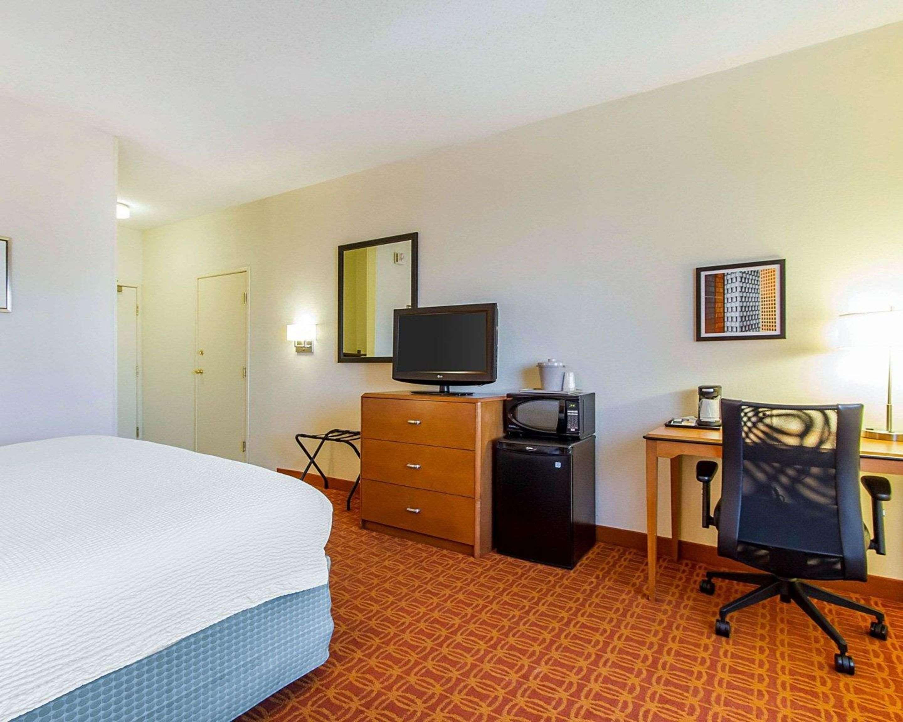 Quality Inn & Suites Keokuk North Екстериор снимка