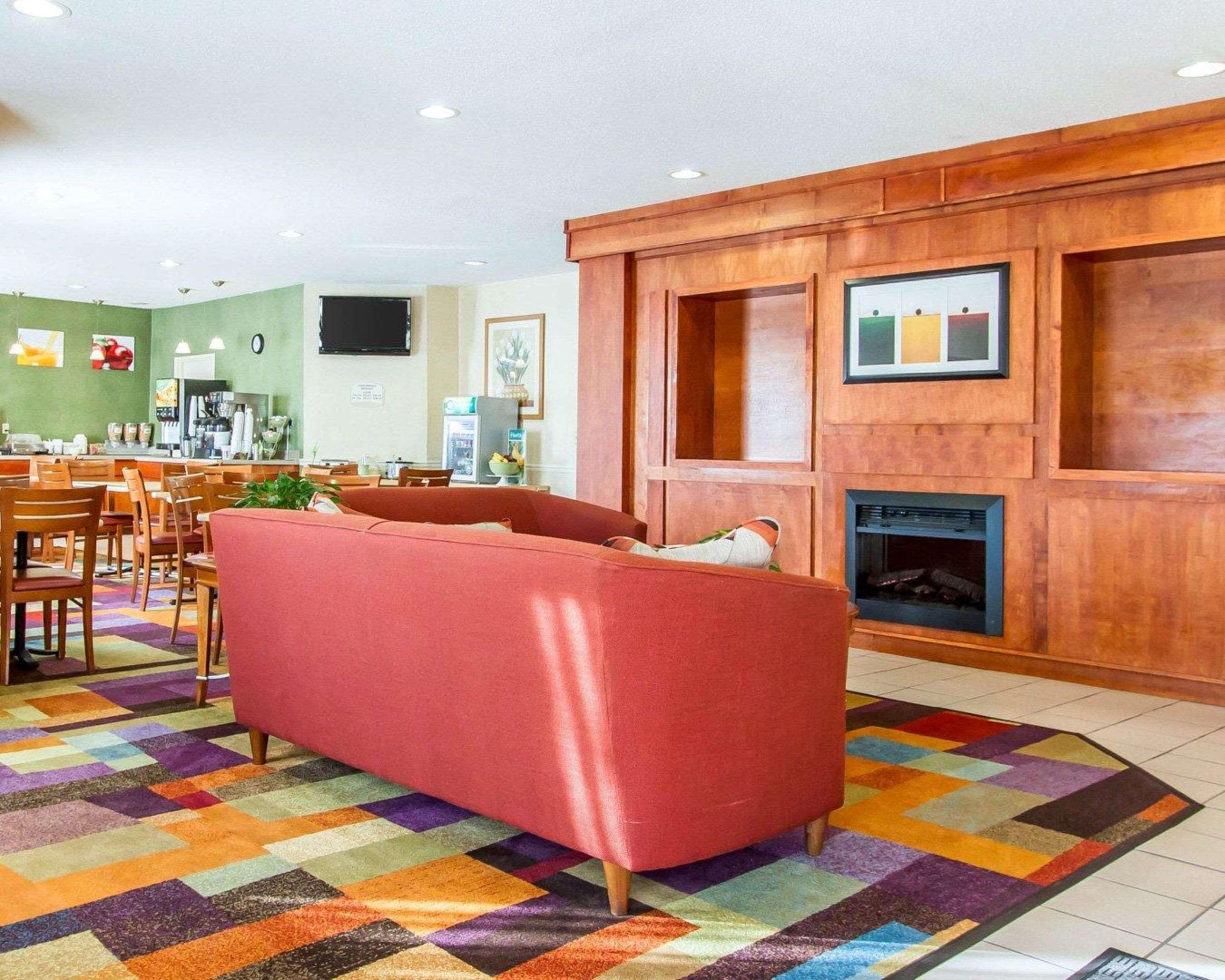 Quality Inn & Suites Keokuk North Екстериор снимка