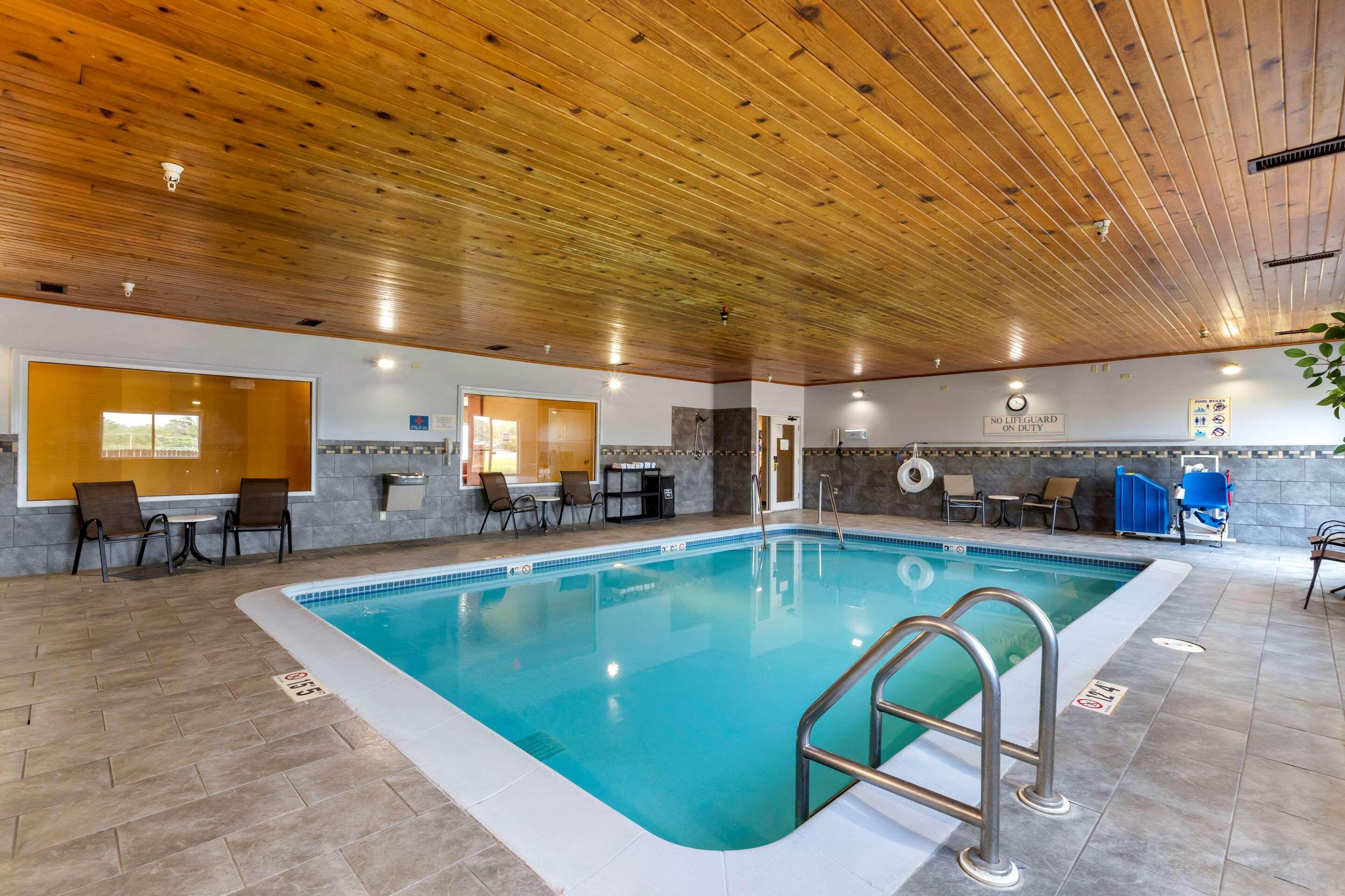 Quality Inn & Suites Keokuk North Екстериор снимка