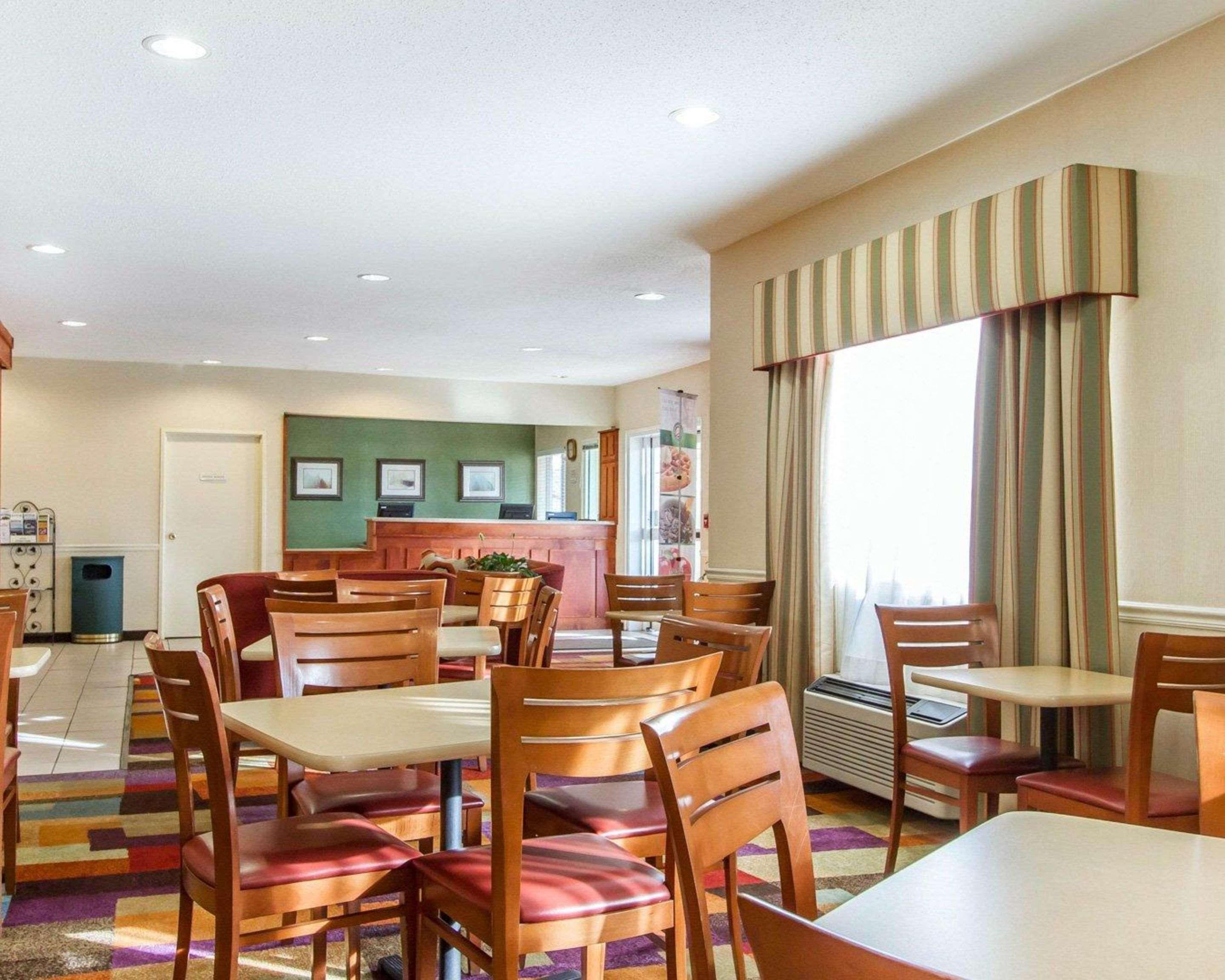 Quality Inn & Suites Keokuk North Екстериор снимка