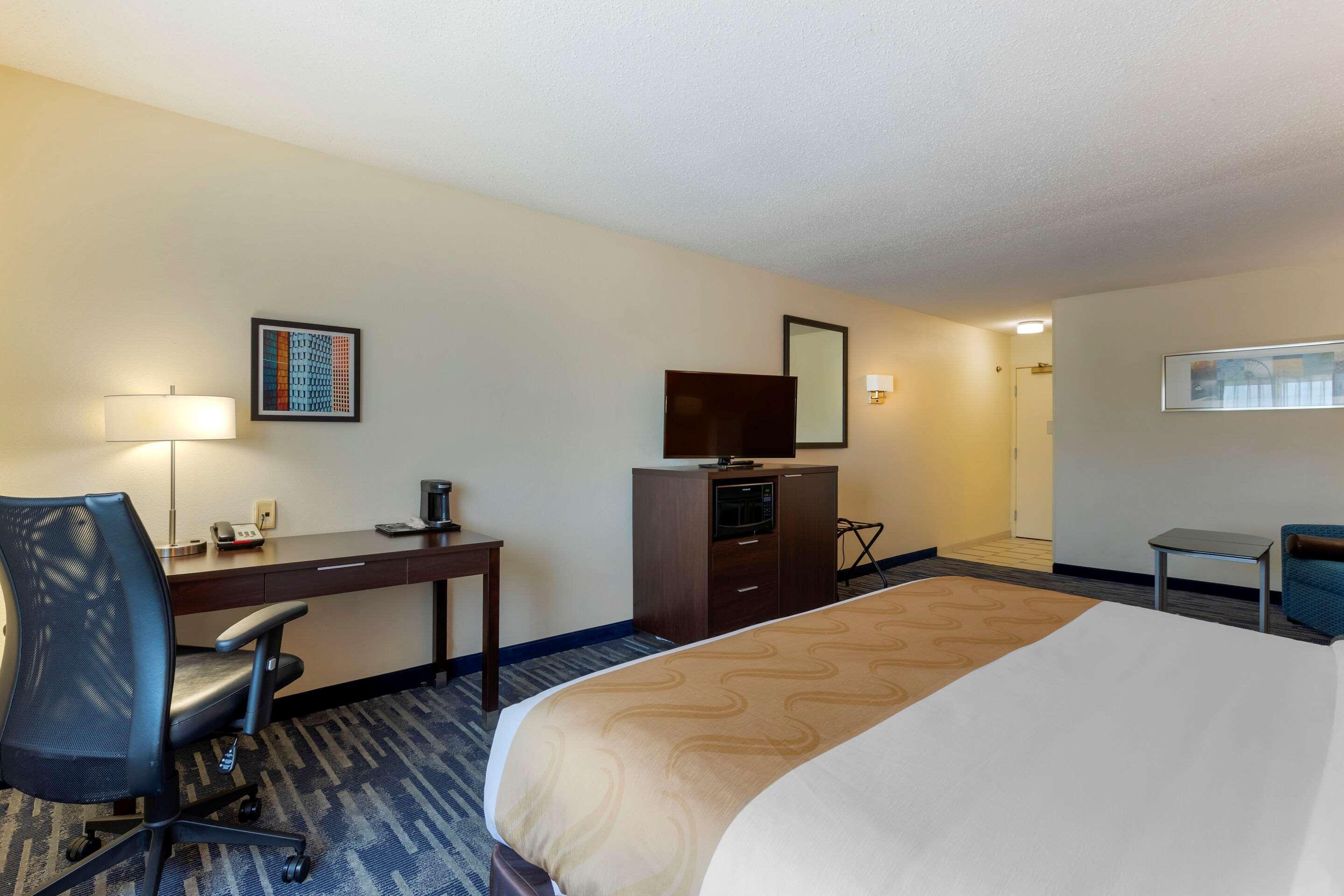 Quality Inn & Suites Keokuk North Екстериор снимка