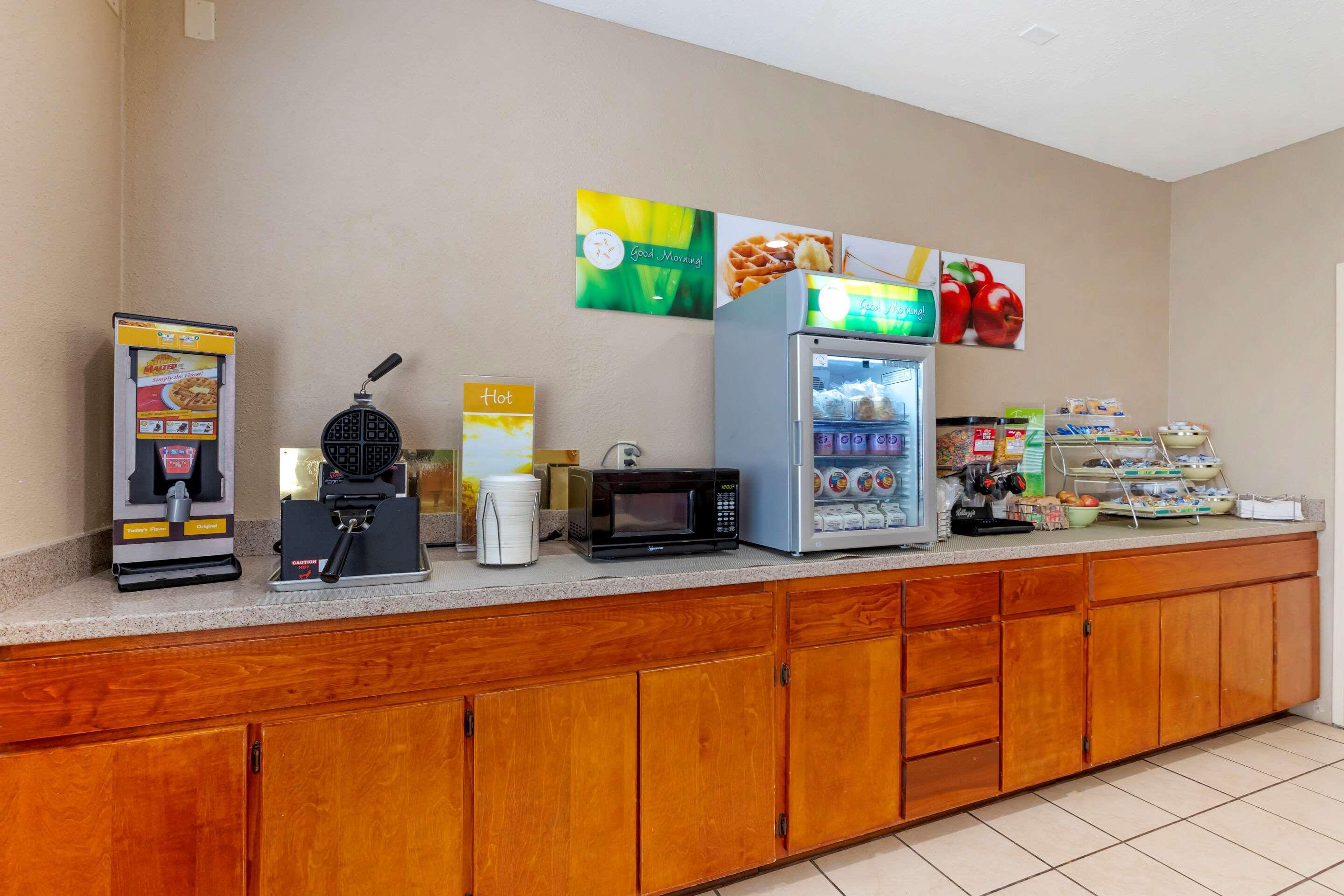 Quality Inn & Suites Keokuk North Екстериор снимка