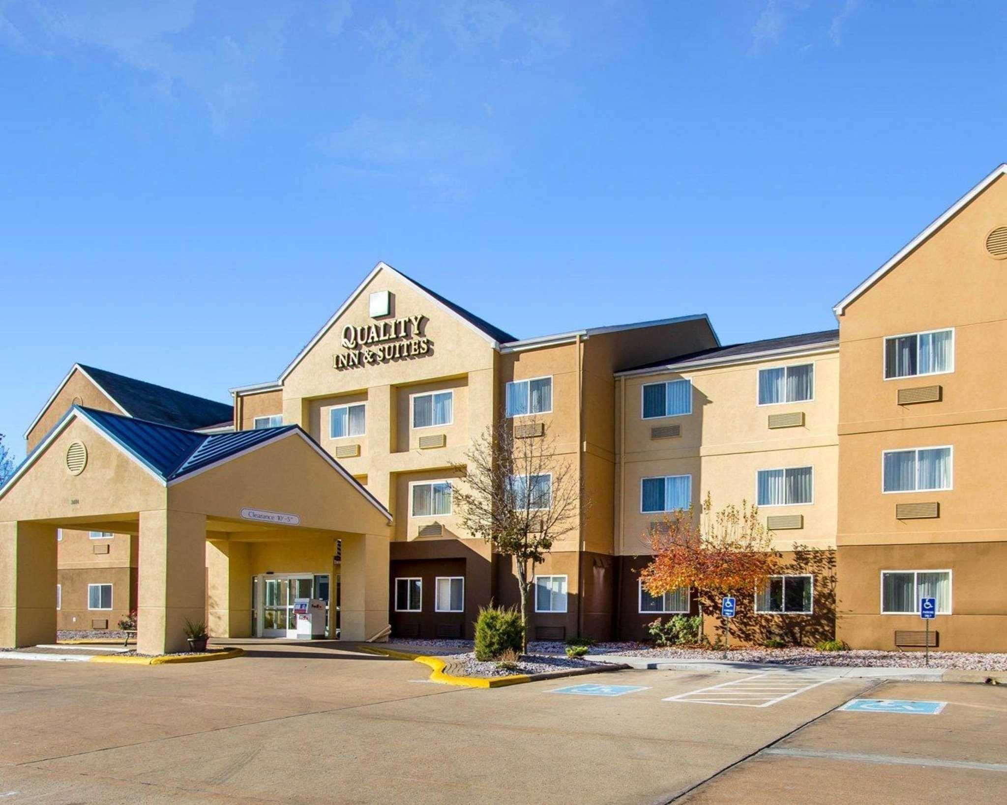 Quality Inn & Suites Keokuk North Екстериор снимка