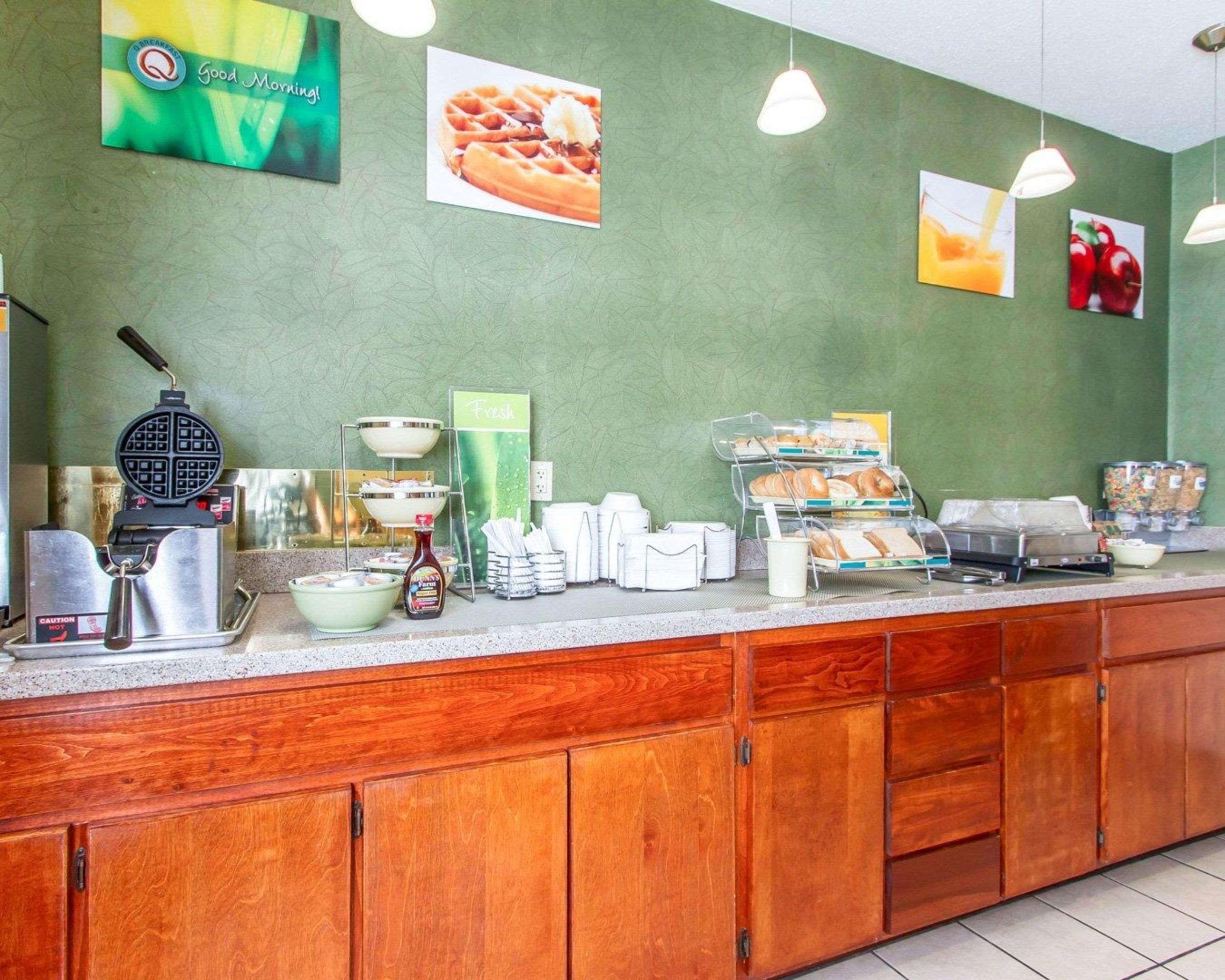 Quality Inn & Suites Keokuk North Екстериор снимка